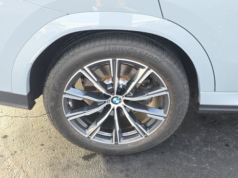Used 2025 BMW X6 xDrive40i image 7