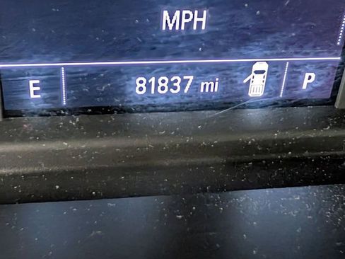 Used 2020 Chevrolet Silverado 1500 Custom w/ Infotainment Package image 17