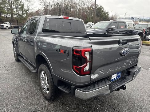 Used 2025 Ford Ranger XLT w/ Advanced Towing Package image 5