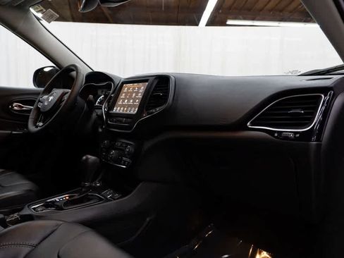 Used 2023 Jeep Cherokee Altitude Lux AWD/4WD image 31