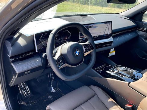 New 2026 BMW 530i 530i w/ Premium Package image 9