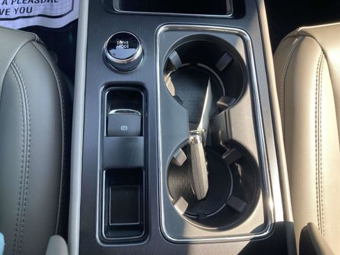 New 2025 Lincoln Corsair FWD w/ Rear Removable Package Tray image 26