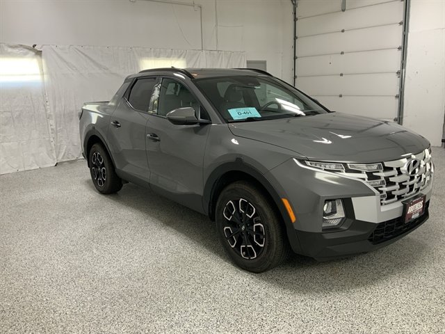 Used 2023 Hyundai Santa Cruz SEL w/ Activity Package FWD image 4