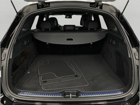 Certified 2026 Mercedes-Benz GLC 300 4MATIC image 6