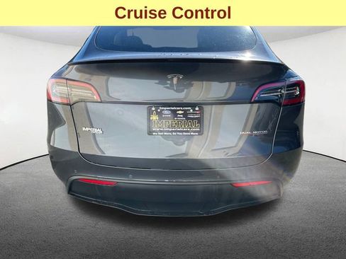 Used 2023 Tesla Model Y Performance image 12