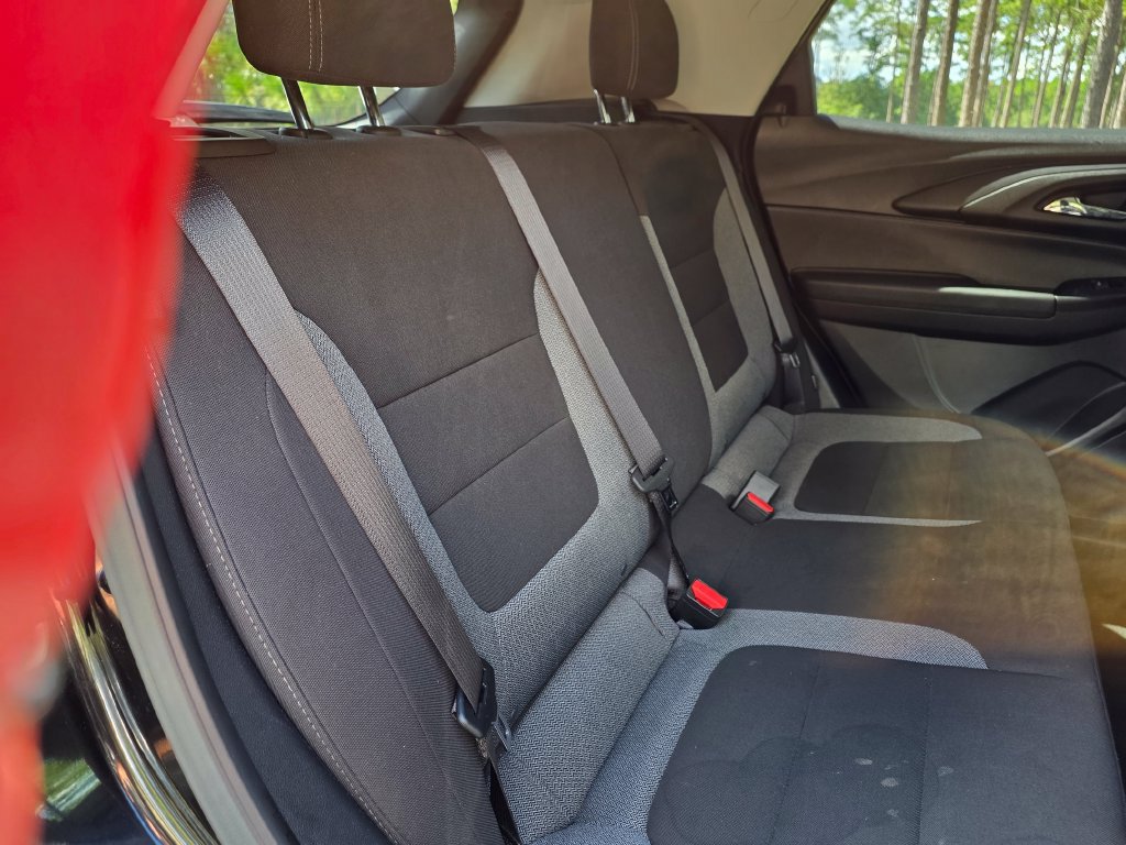 Used 2025 Chevrolet TrailBlazer LT FWD image 22