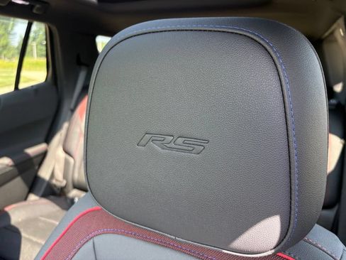 Used 2025 Chevrolet Equinox RS w/ Safety and Technology Package AWD/4WD image 29