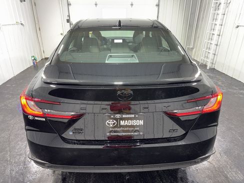 New 2026 Toyota Camry SE image 31