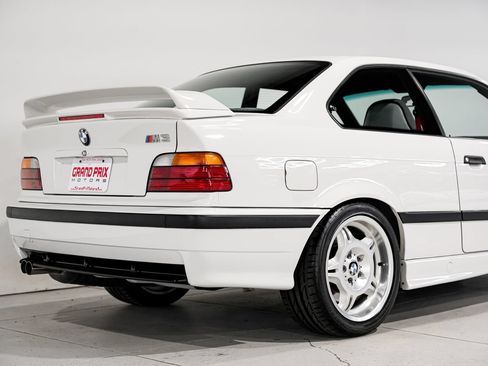 Used 1997 BMW M3 Coupe RWD image 42