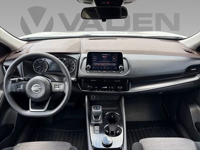 Used 2021 Nissan Rogue SV