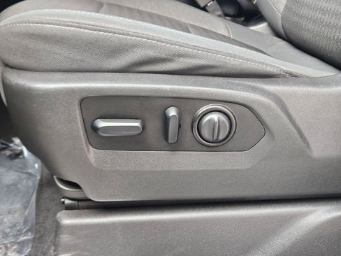 Used 2020 Chevrolet Silverado 1500 LT w/ All-Star Edition image 20