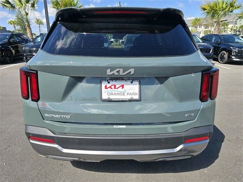 New 2025 Kia Sorento EX image 7