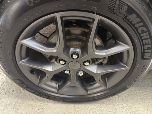 Used 2019 Jeep Grand Cherokee Limited X image 35