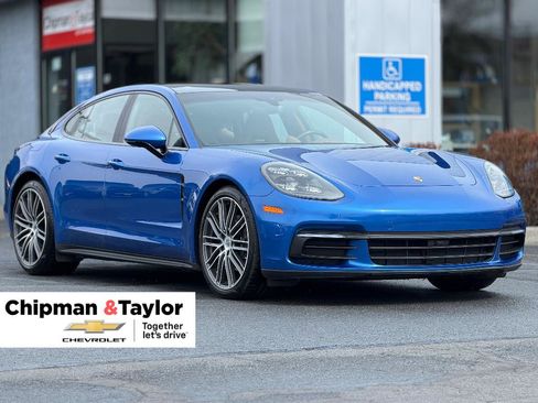 Used 2018 Porsche Panamera 4 image 1