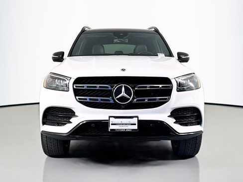 Used 2022 Mercedes-Benz GLS 450 4MATIC image 3
