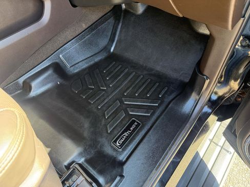 Used 2018 GMC Yukon XL Denali w/ Denali Ultimate Package image 23