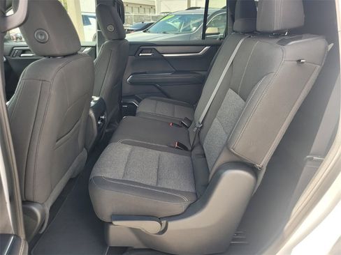 Certified 2025 GMC Acadia Elevation image 7