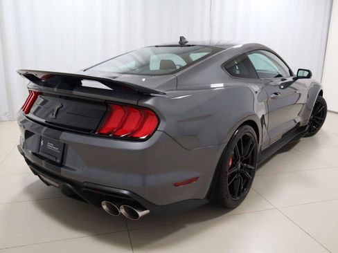 Used 2021 Ford Mustang Shelby GT500 w/ Technology Package RWD image 5