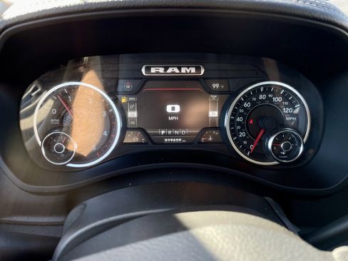 Used 2024 RAM 2500 Laramie AWD/4WD image 18