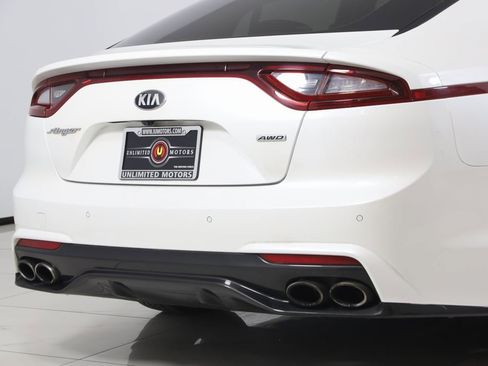 Used 2018 Kia Stinger Premium image 47