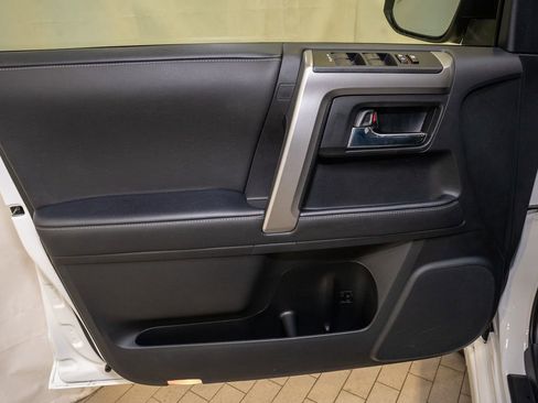 Used 2023 Toyota 4Runner TRD Sport image 11