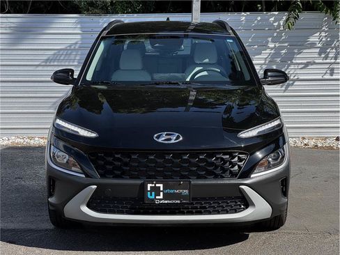 Used 2023 Hyundai Kona SEL w/ Cargo Package AWD/4WD image 6