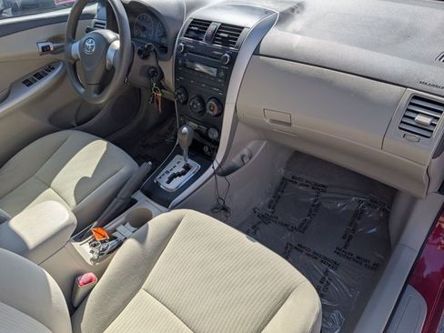 Used 2010 Toyota Corolla LE FWD image 19
