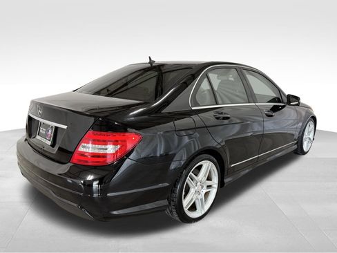 Used 2013 Mercedes-Benz C 250 Sedan image 6