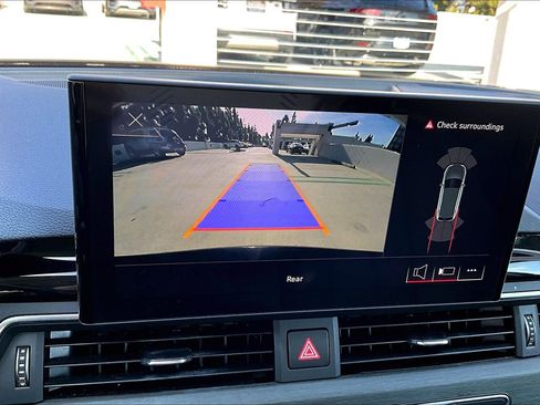 Used 2020 Audi A4 2.0T allroad Premium Plus w/ Premium Plus Package image 26