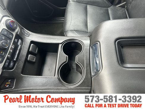 Used 2017 Chevrolet Tahoe LT image 19