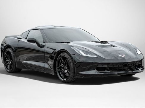 Used 2014 Chevrolet Corvette Stingray Coupe w/ 3LT Preferred Equipment Group RWD image 4