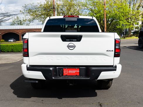 New 2026 Nissan Frontier SV w/ Tow Package AWD/4WD image 5