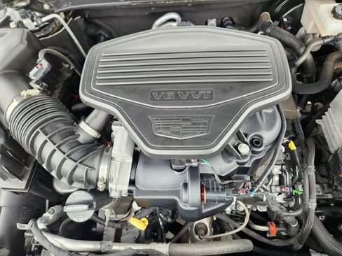 Used 2024 Cadillac XT6 Sport image 33