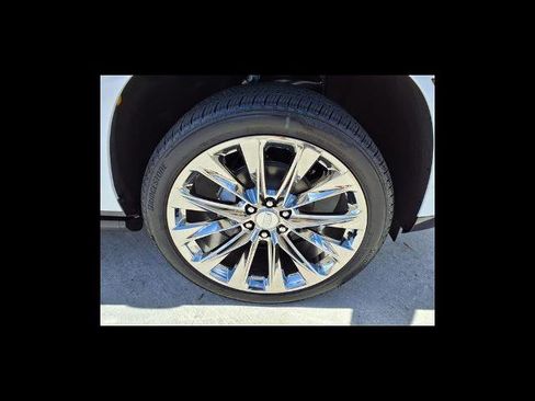 New 2026 Cadillac Escalade Luxury w/ LPO, Radiant Package AWD/4WD image 28
