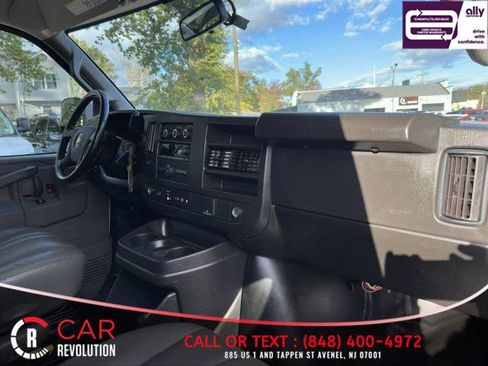 Used 2023 Chevrolet Express 2500 2500 155'' w/ Driver Convenience Package image 31