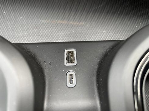 Used 2024 GMC Sierra 2500 AT4 w/ AT4 Premium Plus Package image 25