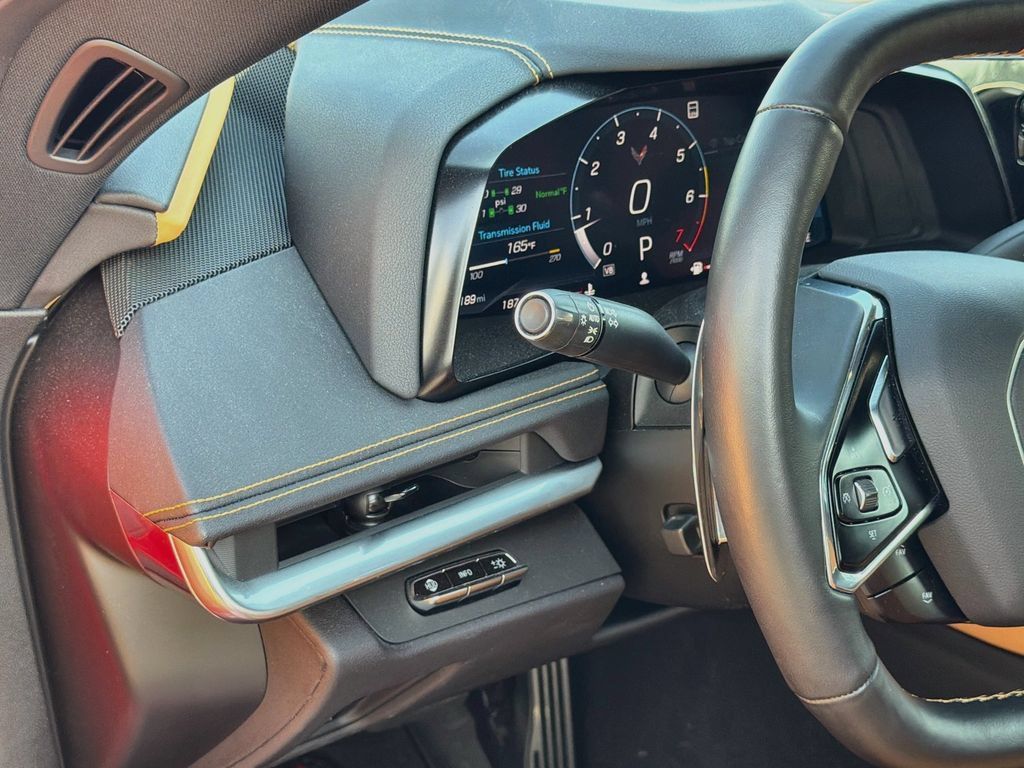 Used 2021 Chevrolet Corvette Stingray Preferred Cpe w/ Z51 Performance Package RWD image 10
