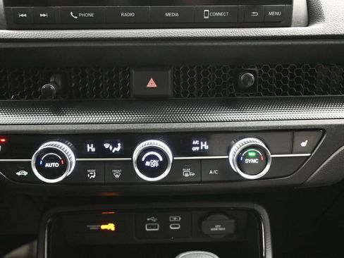 Used 2023 Honda CR-V EX image 19