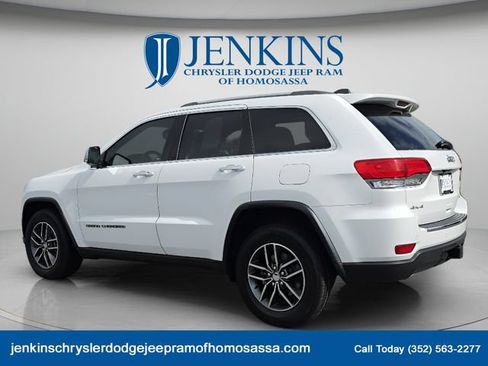 Used 2018 Jeep Grand Cherokee Limited AWD/4WD image 8