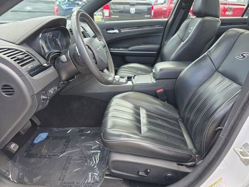 Certified 2023 Chrysler 300 S RWD image 22