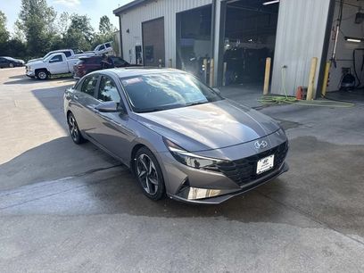Used 2022 Hyundai Elantra Limited