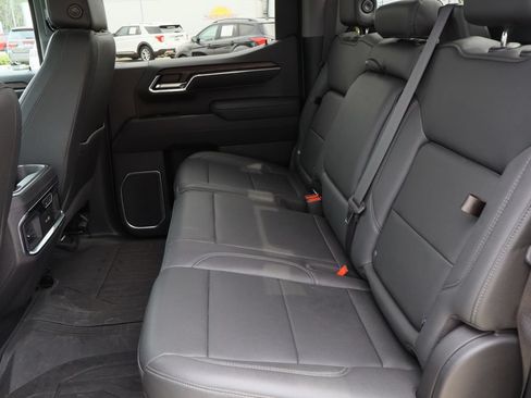 Used 2023 GMC Sierra 1500 SLT w/ SLT Convenience Package RWD image 25
