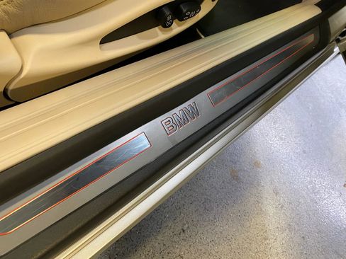 Used 2007 BMW 650i Convertible image 38