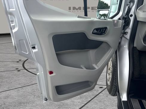 Used 2019 Ford Transit 150 130 Low Roof w/ Exterior Upgrade Package RWD image 14