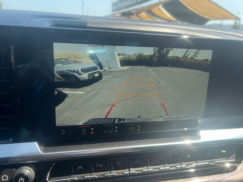 Used 2024 Chevrolet Silverado 1500 LTZ w/ LTZ Premium Package image 20