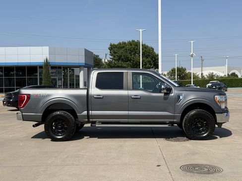 Used 2023 Ford F150 XLT w/ XTR Package AWD/4WD image 4