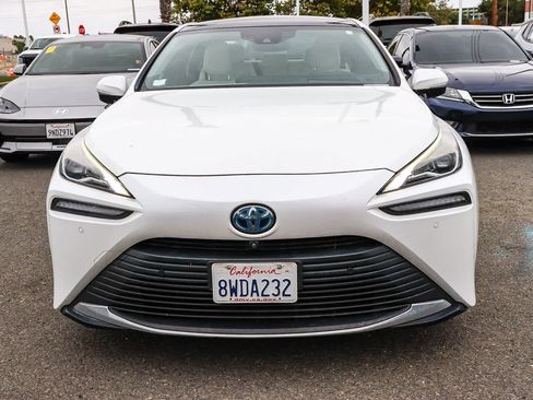 Used 2021 Toyota Mirai RWD image 14