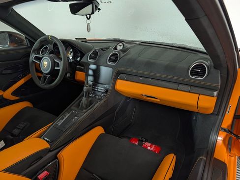 Certified 2023 Porsche 718 Cayman GT4 RS RWD image 18