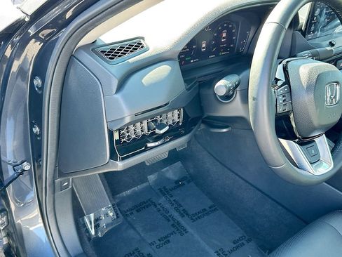 Certified 2025 Honda Accord Touring image 10
