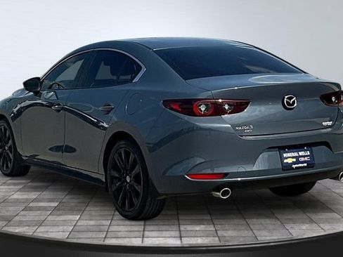 Used 2026 MAZDA MAZDA3 Carbon AWD/4WD image 4